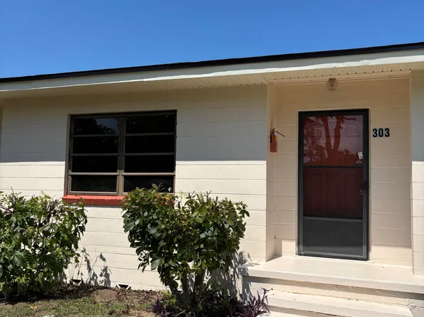 303 S Seneca Blvd, Daytona Beach, FL 32114