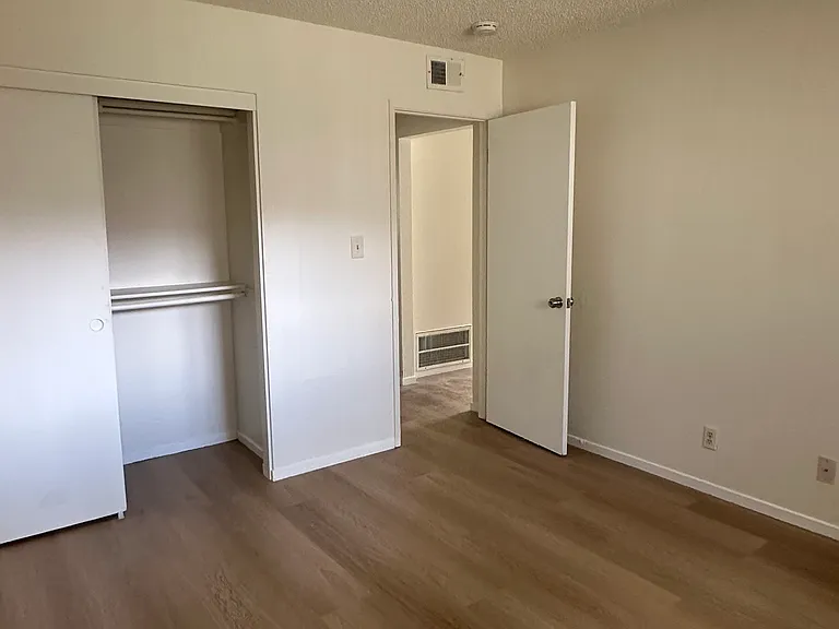 2136 Chrysler Dr #1 — Photo 10