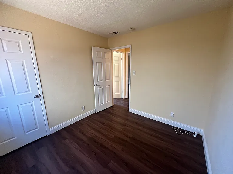 2313 Mandarin Way — Photo 12