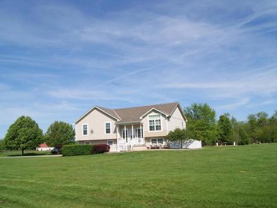 13704 E Harvest Ln, Peculiar, MO, 64078