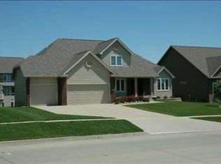 412 NE Georgetown Blvd, Ankeny, IA 50021