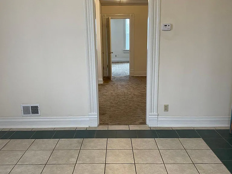 1011 Maupin Ave #5 — Photo 6