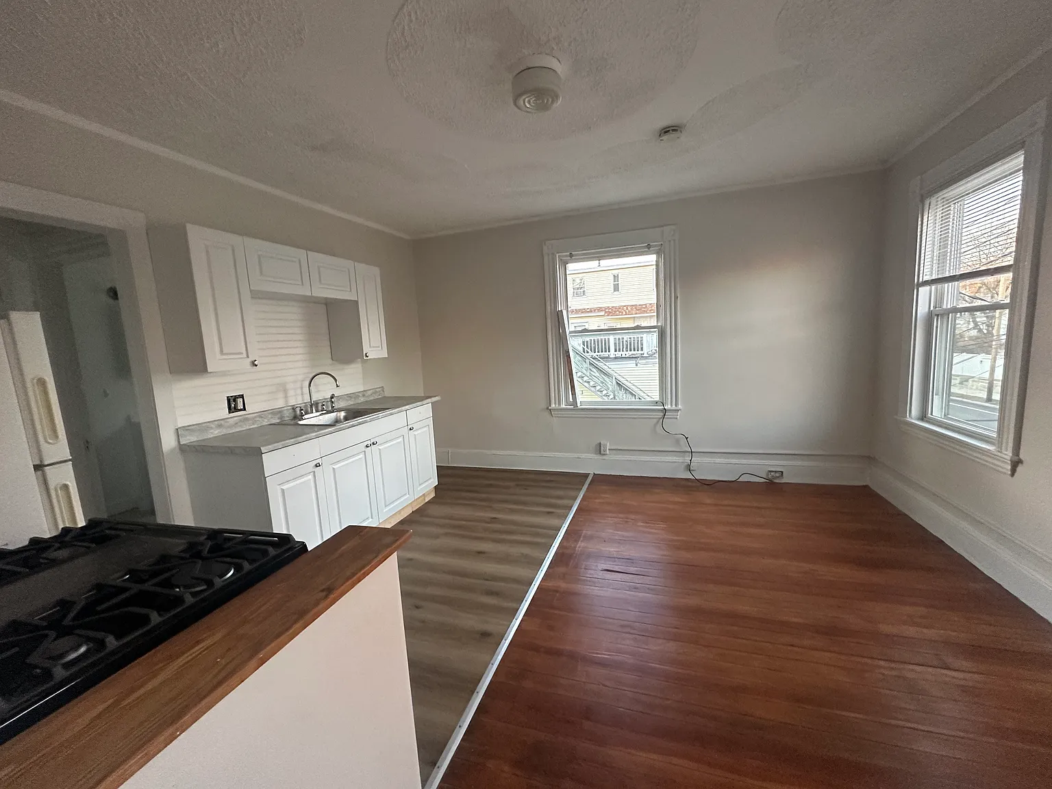 1 bed, 600 sqft, $1,800 — Photo 2