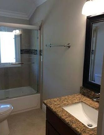5th image of 3483 Woodside Ln