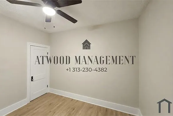 450 Algonquin St — Photo 4