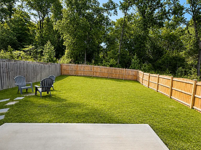 637 Wooster Dr — Photo 14