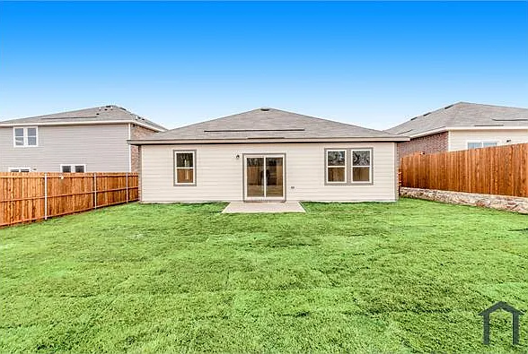 761 Richmond Dr — Photo 30