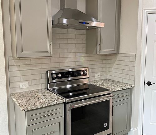 3rd image of 306 Rivercove Dr