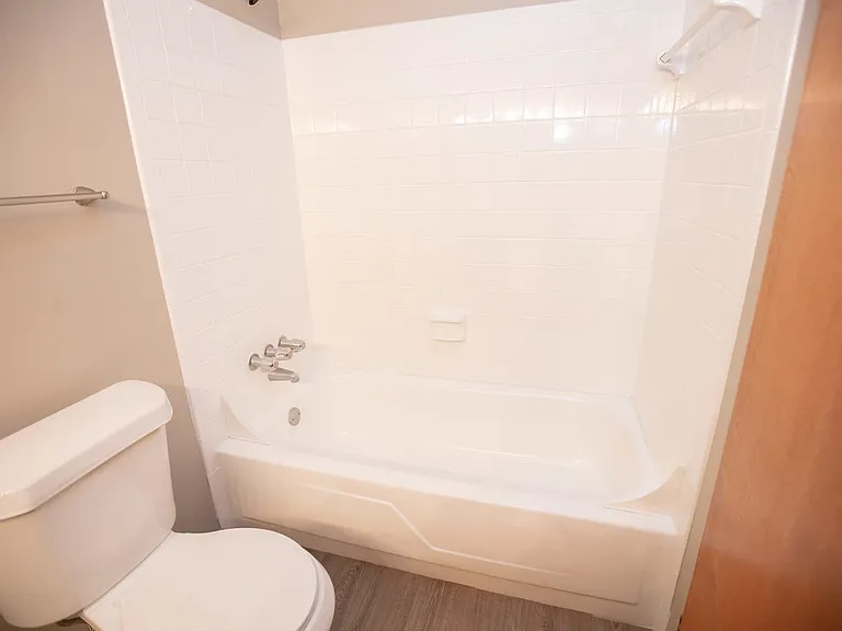 Treciti Village Apartments — Photo 4