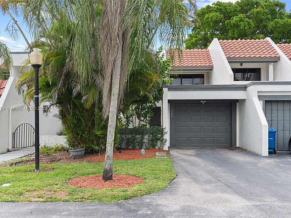 3rd image of 361 Fern Dr #7-3