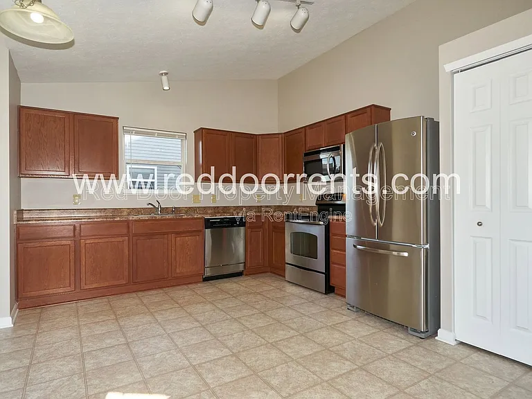 1180 Dark Star Ct — Photo 8