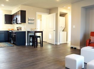 6253 Laneview Dr SE APT C, Caledonia, MI 49316