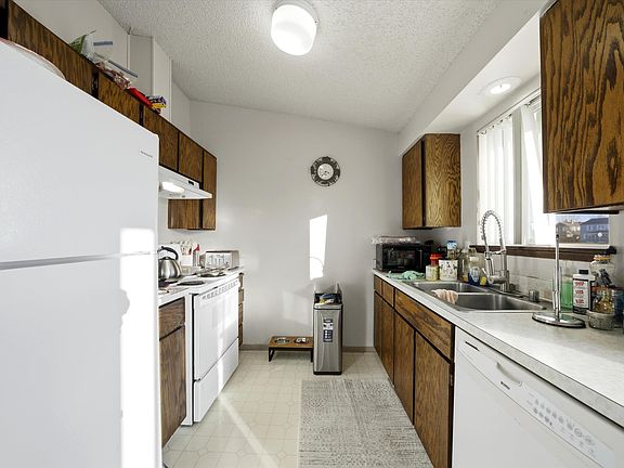 4th image of 309 Casey Ave