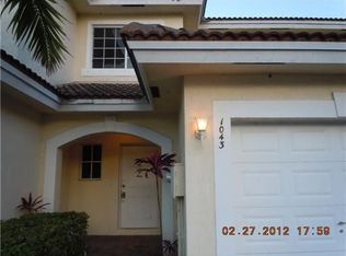 1043 Imperial Lake Rd, West Palm Beach, FL 33413