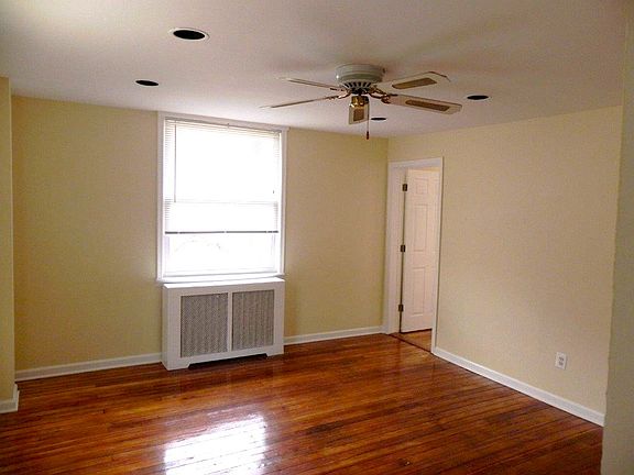 3rd image of 32 Park Avenue # Fl 2nd