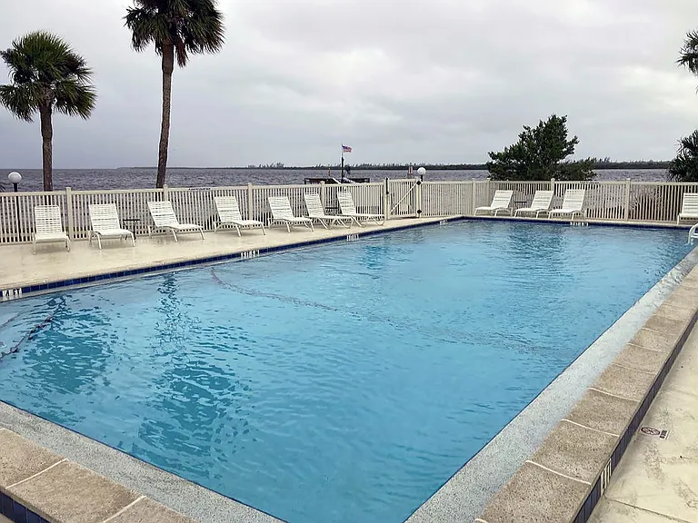 14459 River Beach Dr #D-229 — Photo 3