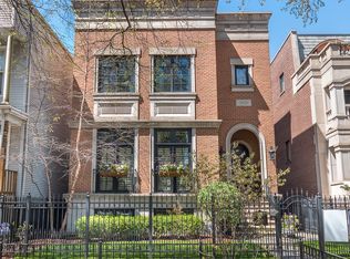 3826 N Wayne Ave, Chicago, IL 60613