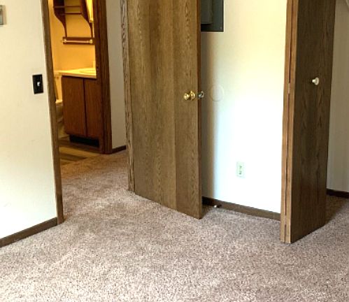 5th image of 808 Macomber St APT 5
