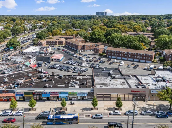 216-37 68th Avenue image 3 of 17