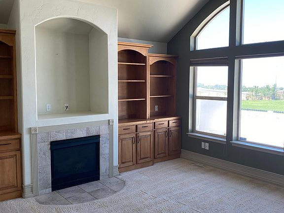 4th image of 5714 W Cliffhaven Ln