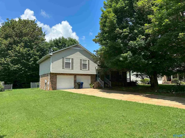 523 Bell Cir, Huntsville, AL 35811