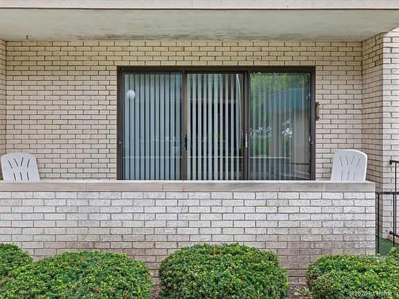 5th image of 9813 S Keeler Ave APT B