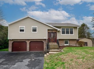 60 Wyndgate Blvd, Drums, PA 18222