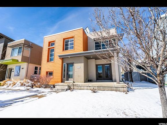 2nd image of 10252 S Sacramento Way