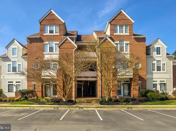 6984 Ellingham Cir Suite 64, Alexandria, VA 22315