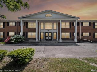 25301 Five Mile Rd, Redford, MI 48239