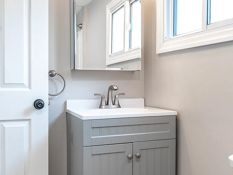 8 Enfield St #1 — Photo 15