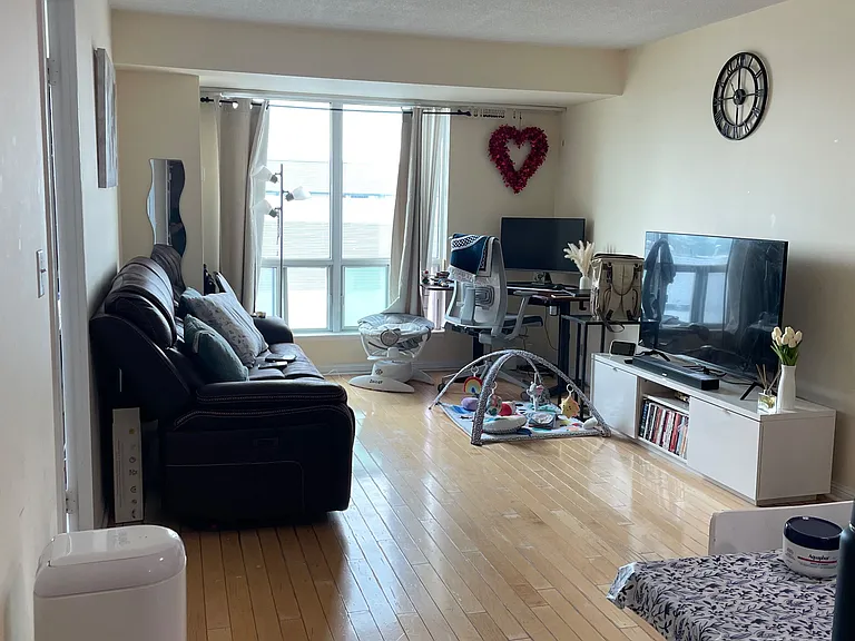 1 Lee Centre Dr #1510 — Photo 3
