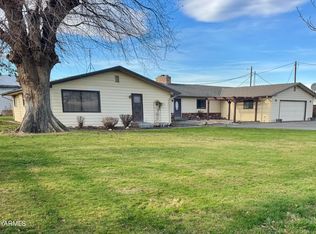 3920 S Olden Way Rd, Toppenish, WA 98948