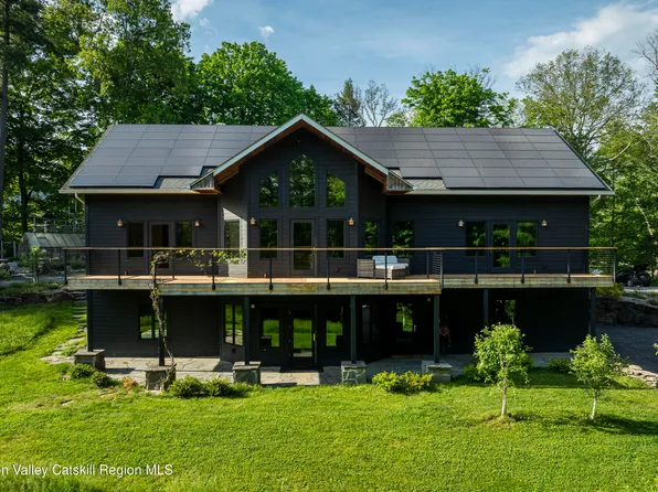 592 Swartekill Road, New Paltz, NY 12561