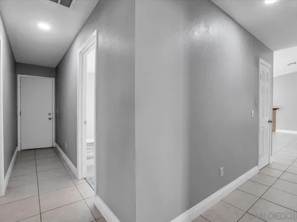68700 Jarana Rd, Cathedral City, CA 92234