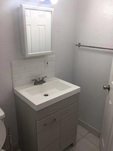 9020 E Nassau Ave — Photo 4