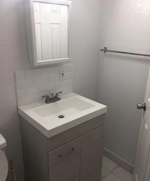 9020 E Nassau Ave — Photo 4