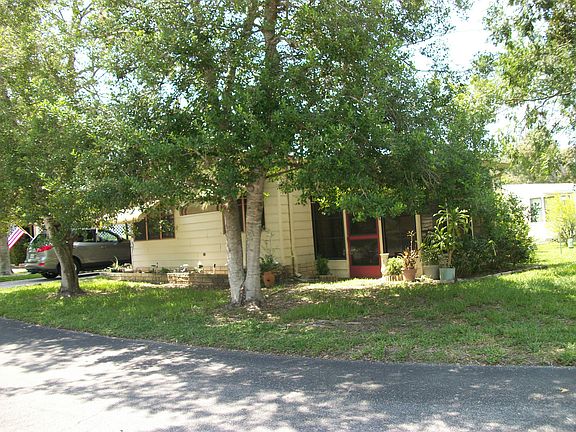 2nd image of 1743 Indian Wells Ave