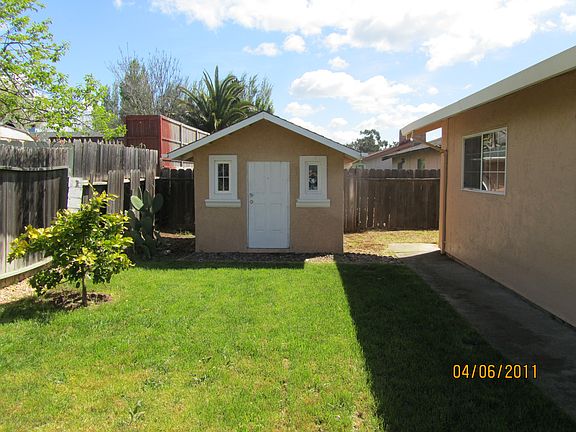 2nd image of 606 Frieda Dr