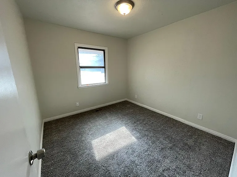 4340 W 5215 S #A — Photo 16