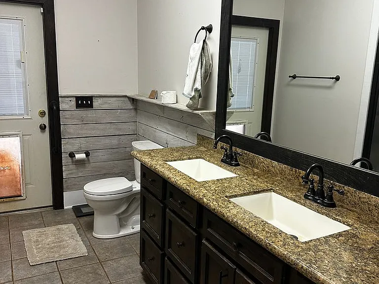 105 Bear Creek Ct — Photo 26