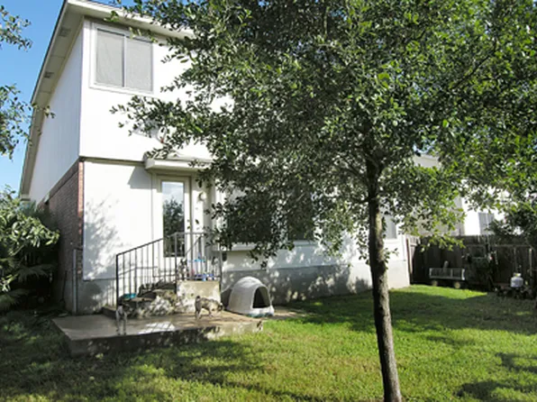 1016 Moser River Dr, Leander, TX 78641