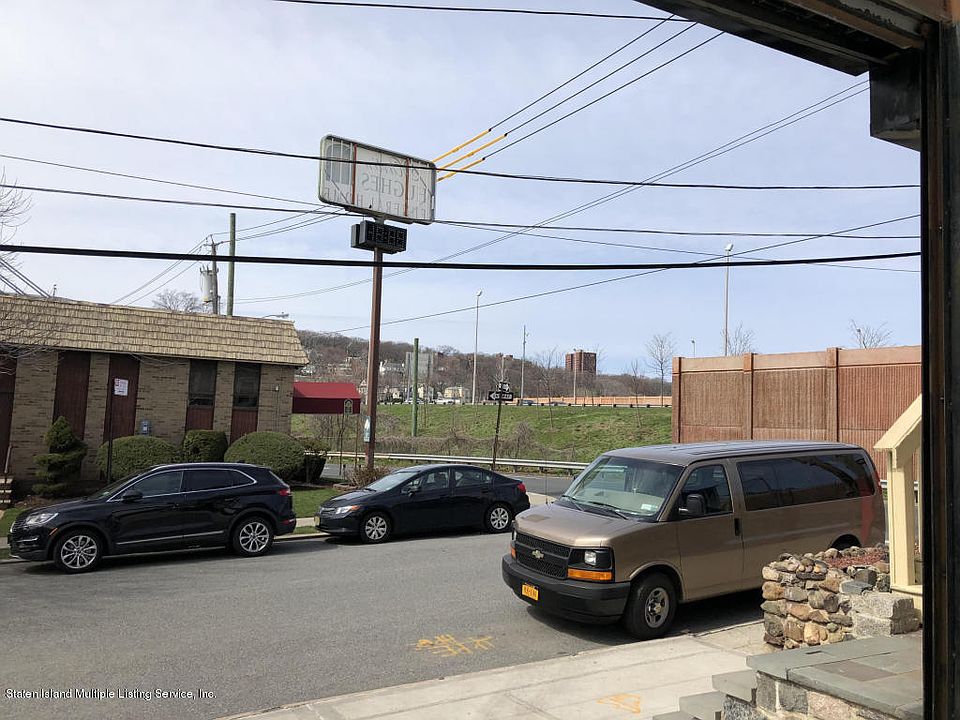 2nd image of 505 Britton Ave