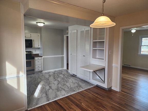 3rd image of 1707 Shewalt Dr