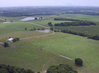 23202 Roe Rd, Atchison, KS 66002