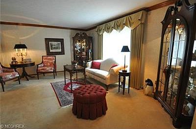 4th image of 17960 Saratoga Trl