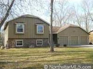 4224 Tonkawood Rd, Minnetonka, MN 55345