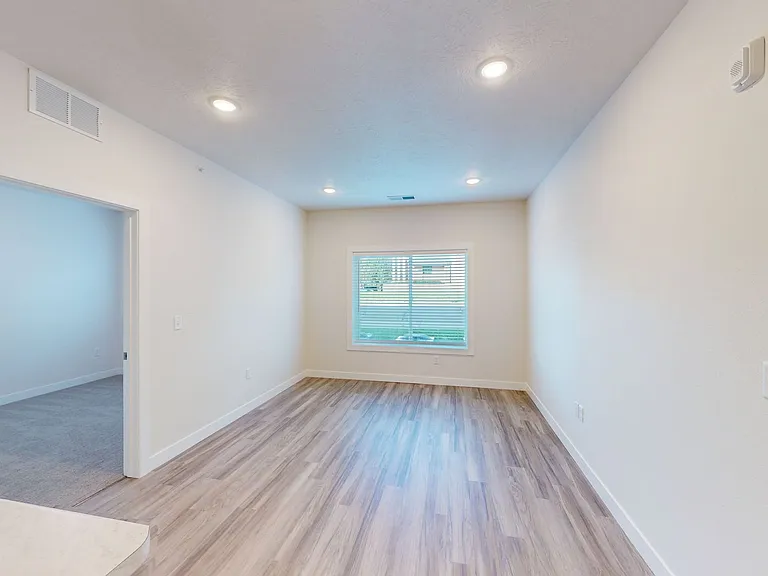 1720 Morningside Ave — Photo 52