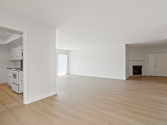 2nd image of 12258 Montana Ave APT 103