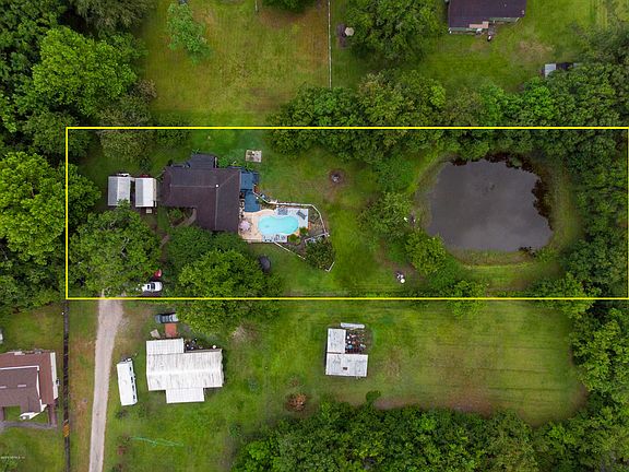 3rd image of 397 College Dr
